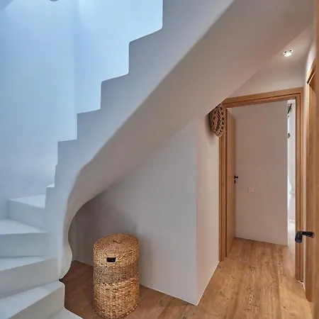 Casa Mardiva Rocca Apartment *